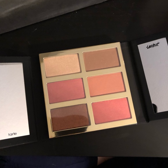 New in box Tarte Tartiest palette - Picture 5 of 8